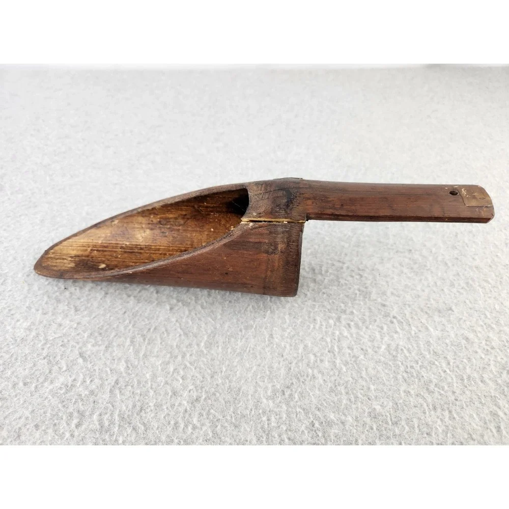 Vtg Primitive Wooden Bamboo? Farm Scoop Spoon Merchant Shovel Rustic * Damaged *